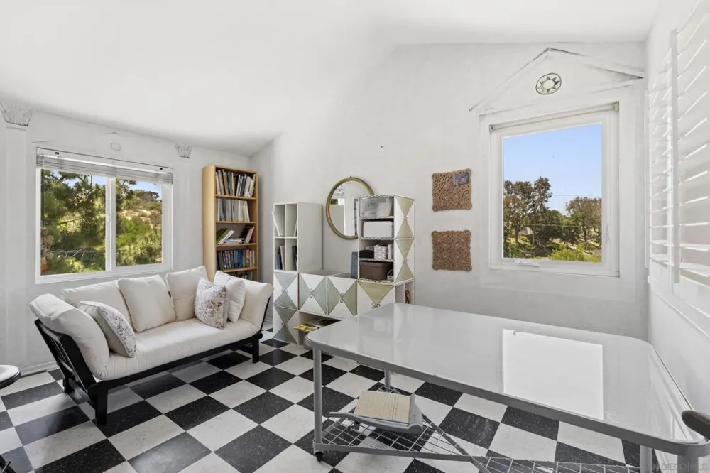 1605 BLOSSOM FIELD WAY Encinitas, CA 92024