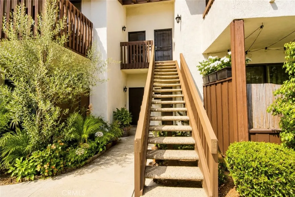 13110 Creek View #202 Garden Grove, CA 92844