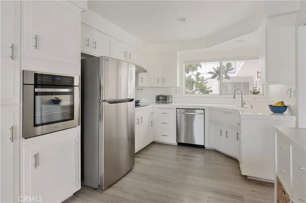 4343 Finley Avenue #27 Los Angeles, CA 90027