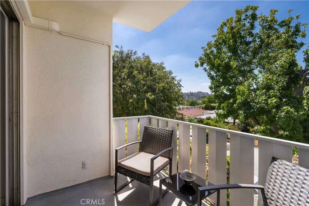 4343 Finley Avenue #27 Los Angeles, CA 90027