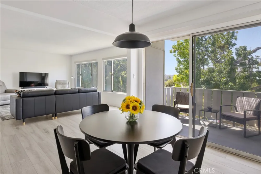 4343 Finley Avenue #27 Los Angeles, CA 90027