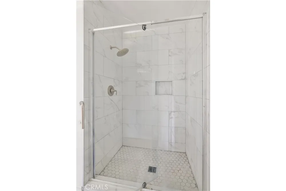 4343 Finley Avenue #27 Los Angeles, CA 90027