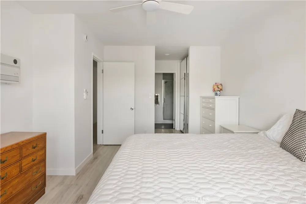 4343 Finley Avenue #27 Los Angeles, CA 90027