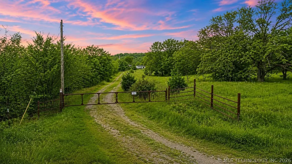 2531 County Road Hominy, OK 74035