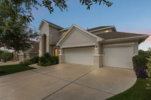 642 Jacksdaw Drive