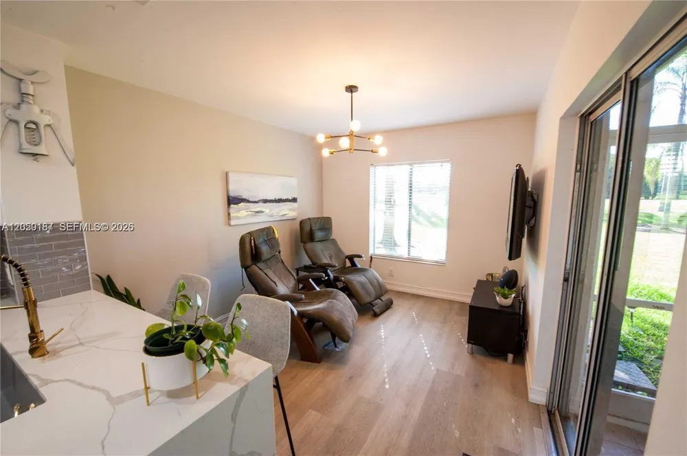 16301 Malibu Dr #79 Weston, FL 33326