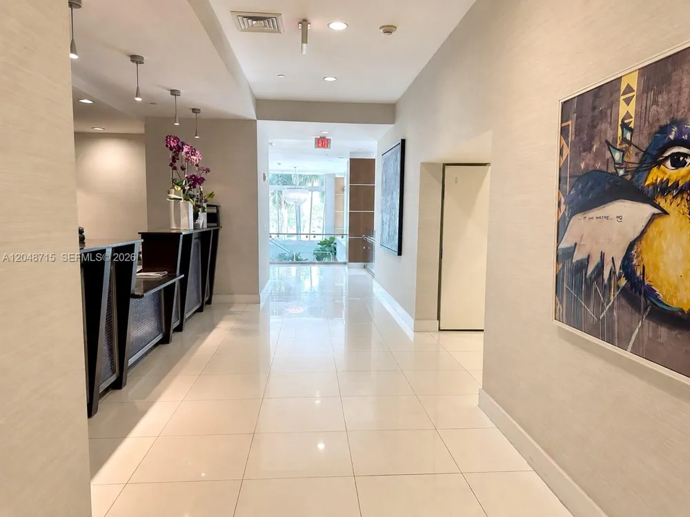 1800 Bayshore Dr #4102 Miami, FL 33132