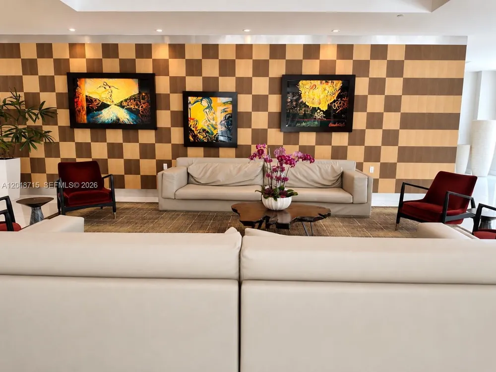 1800 Bayshore Dr #4102 Miami, FL 33132