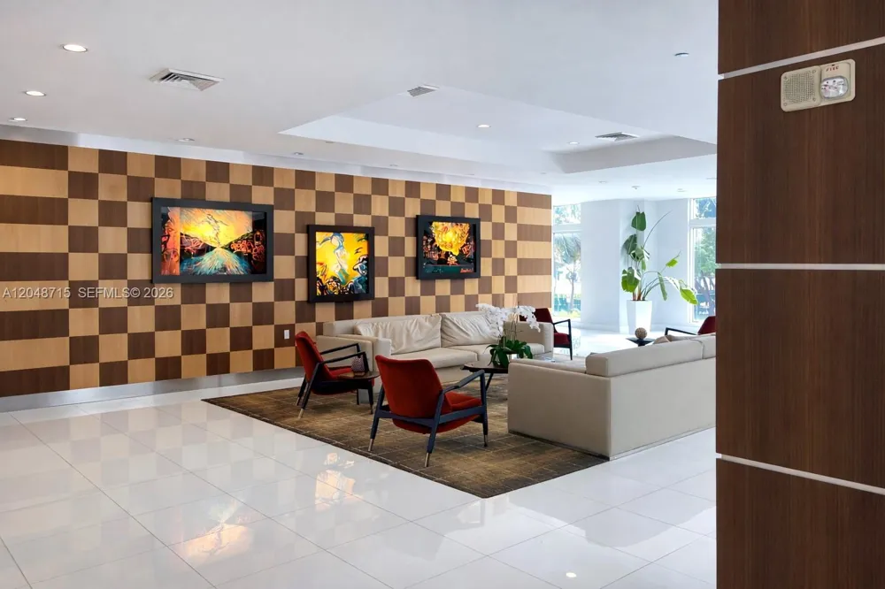 1800 Bayshore Dr #4102 Miami, FL 33132