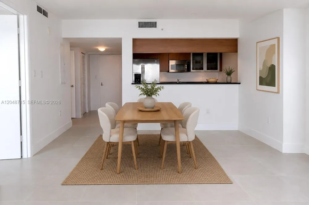 1800 Bayshore Dr #4102 Miami, FL 33132