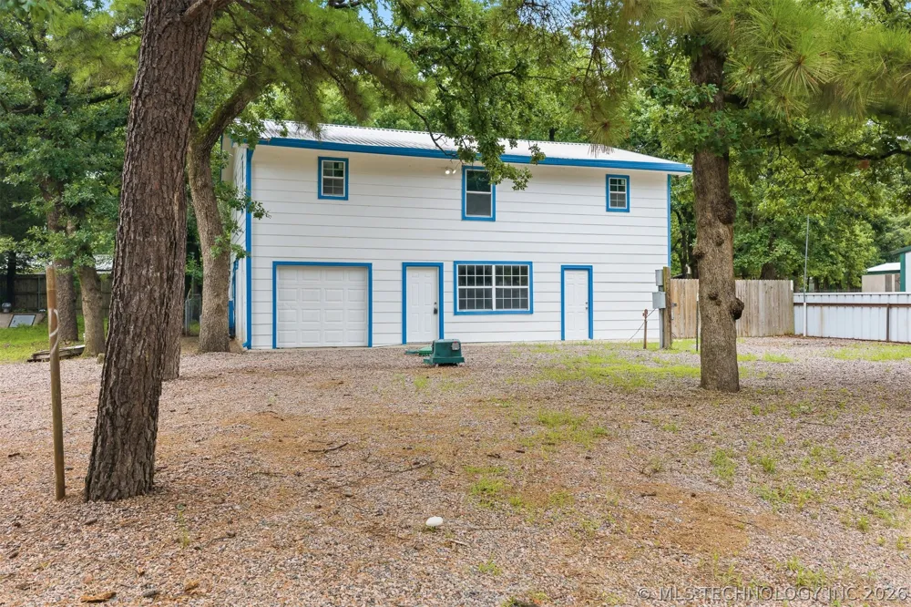 4268 Chickasaw Road Kingston, OK 73439