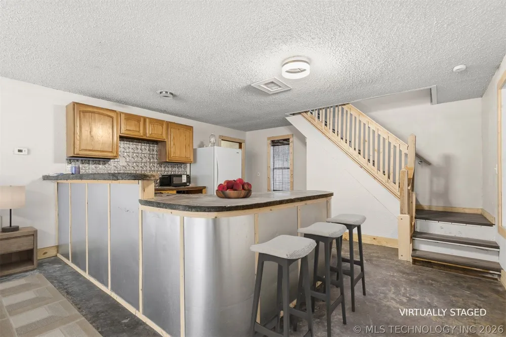 4268 Chickasaw Road Kingston, OK 73439
