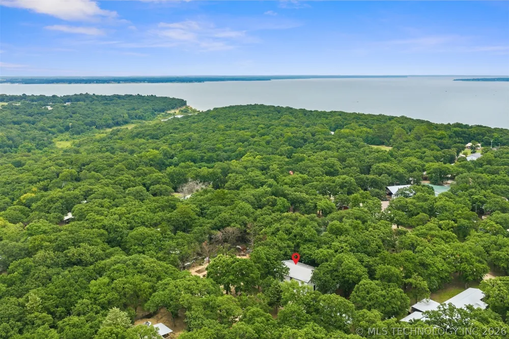 4268 Chickasaw Road Kingston, OK 73439