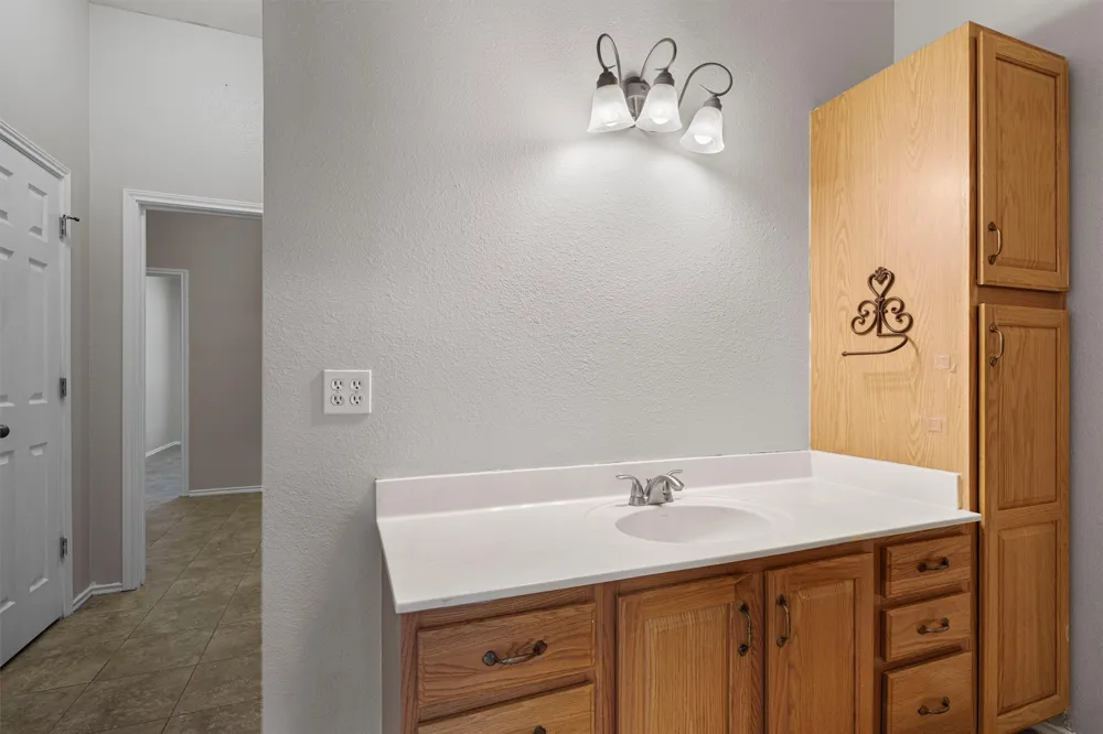 25600 Ronald W Reagan Boulevard Georgetown, TX 78633