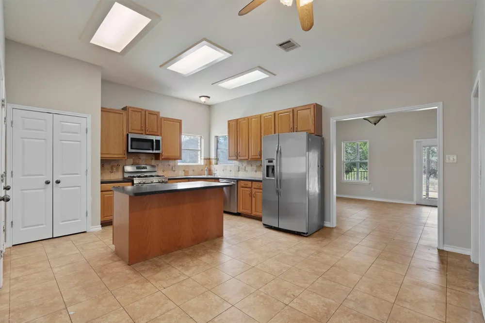 25600 Ronald W Reagan Boulevard Georgetown, TX 78633