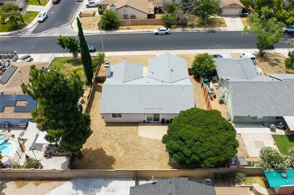 1717 E Avenue R3 Palmdale, CA 93550
