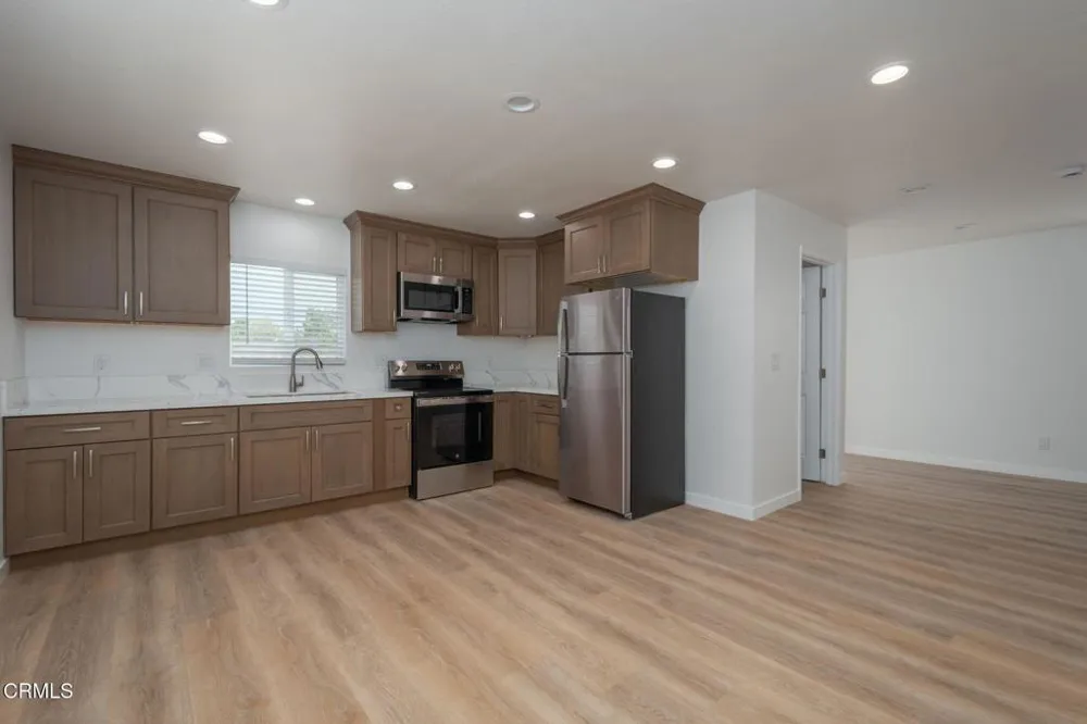1004 Jurymast Drive ##3 Oxnard, CA 93030