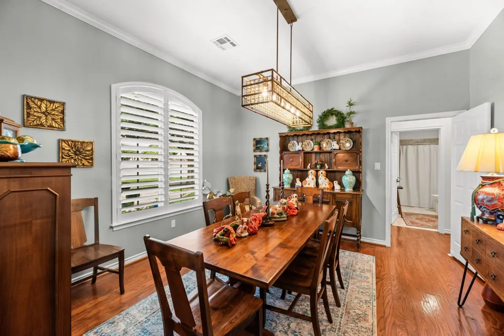 2000 Scott Place Corsicana, TX 75110