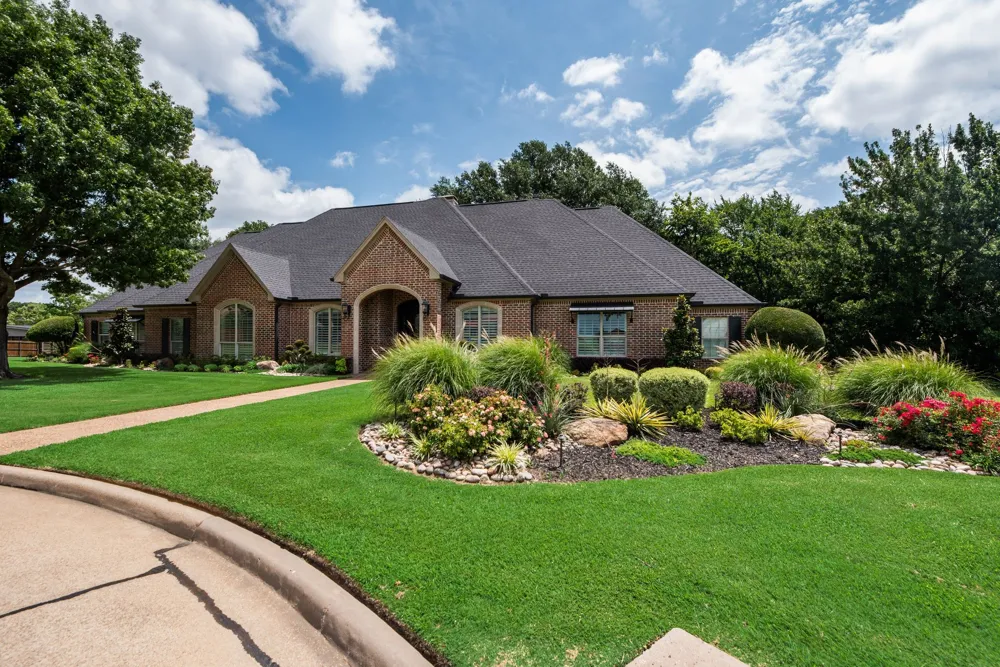 2000 Scott Place Corsicana, TX 75110