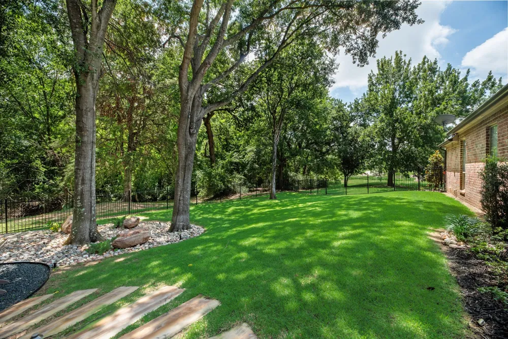 2000 Scott Place Corsicana, TX 75110