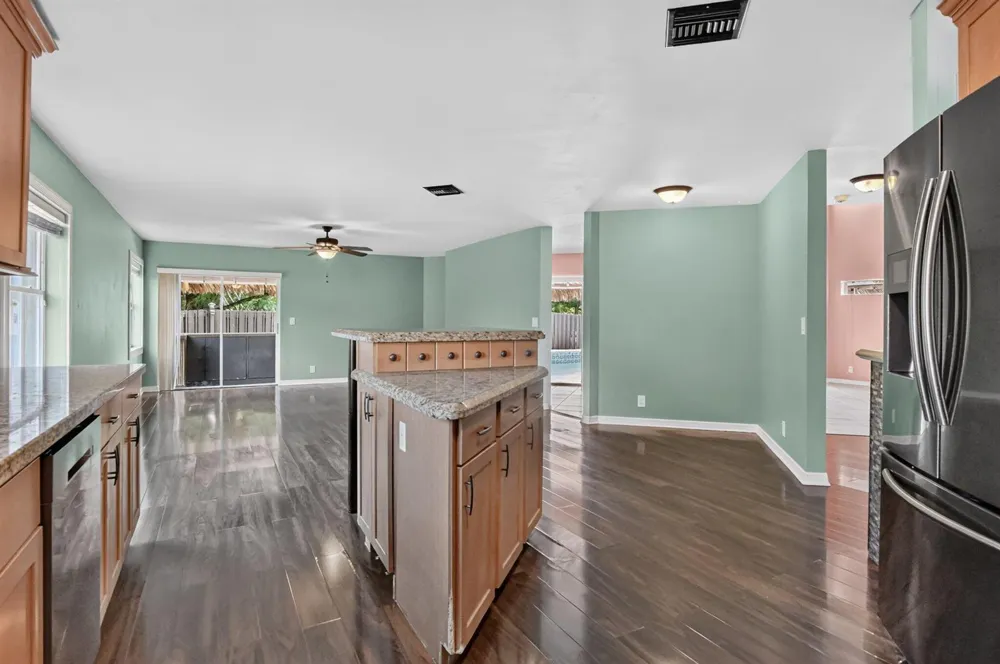 5901 NW 58th Terrace Parkland, FL 33067