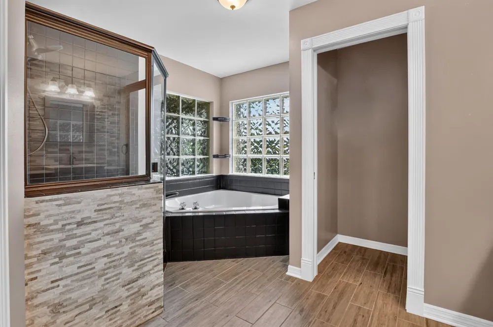 5901 NW 58th Terrace Parkland, FL 33067