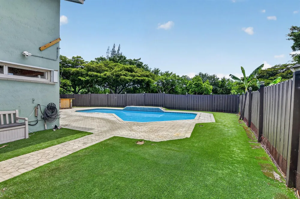 5901 NW 58th Terrace Parkland, FL 33067