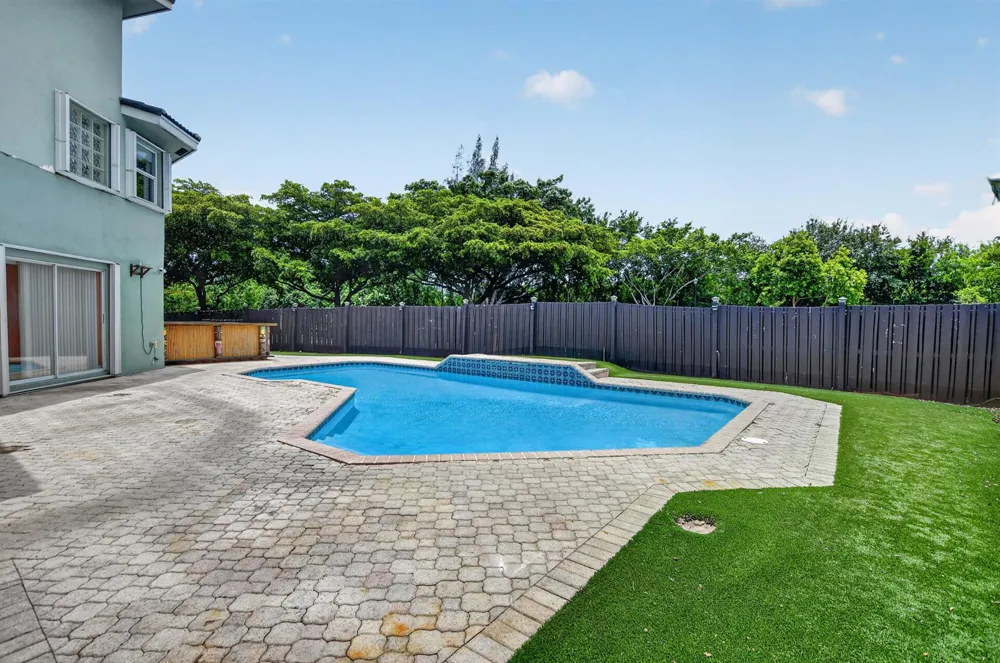 5901 NW 58th Terrace Parkland, FL 33067