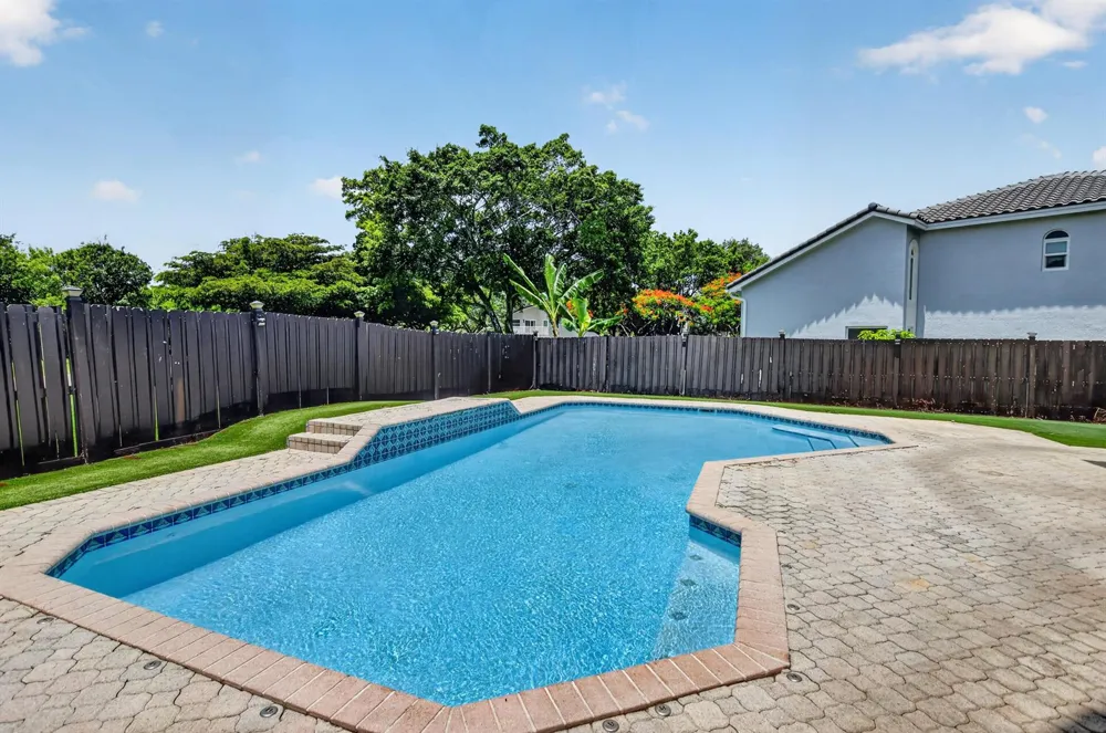 5901 NW 58th Terrace Parkland, FL 33067