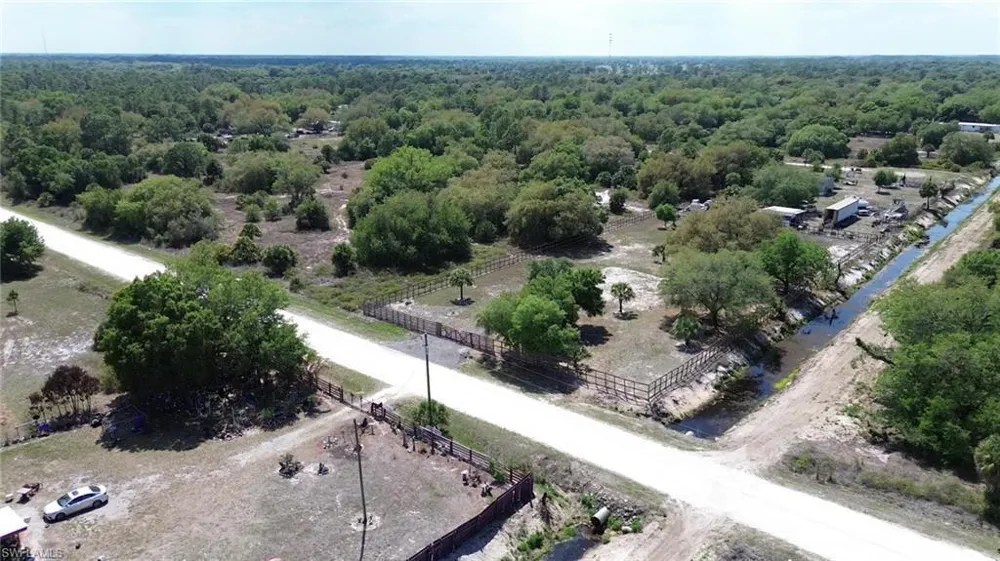 180 Datil Street Clewiston, FL 33440