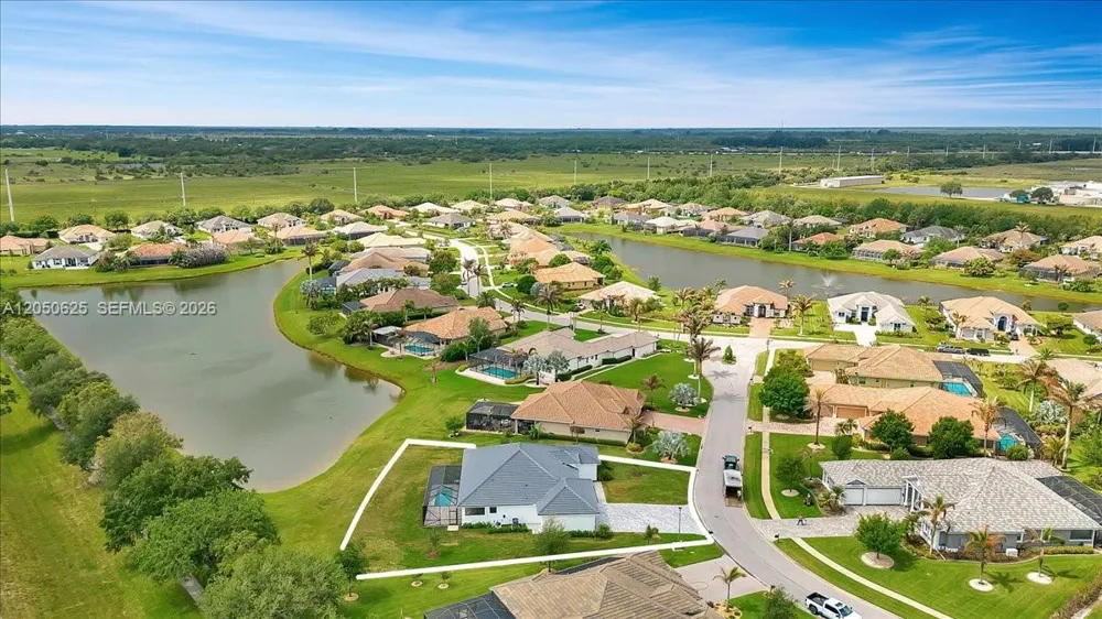 520 Caroline Dr Vero Beach, FL 32968