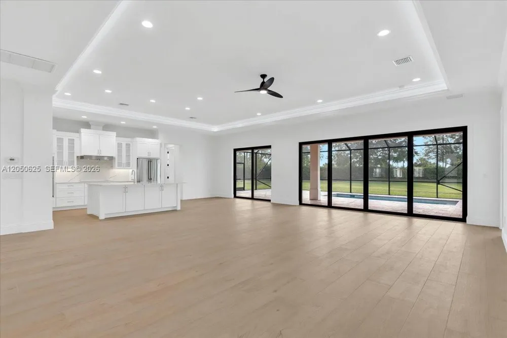 520 Caroline Dr Vero Beach, FL 32968