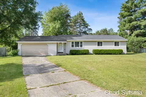 1643 Stonewood Drive SE