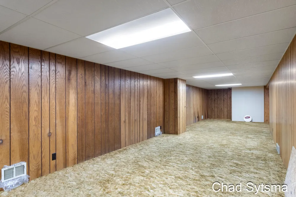 1643 Stonewood Drive SE Lowell Charter Township, MI 49331