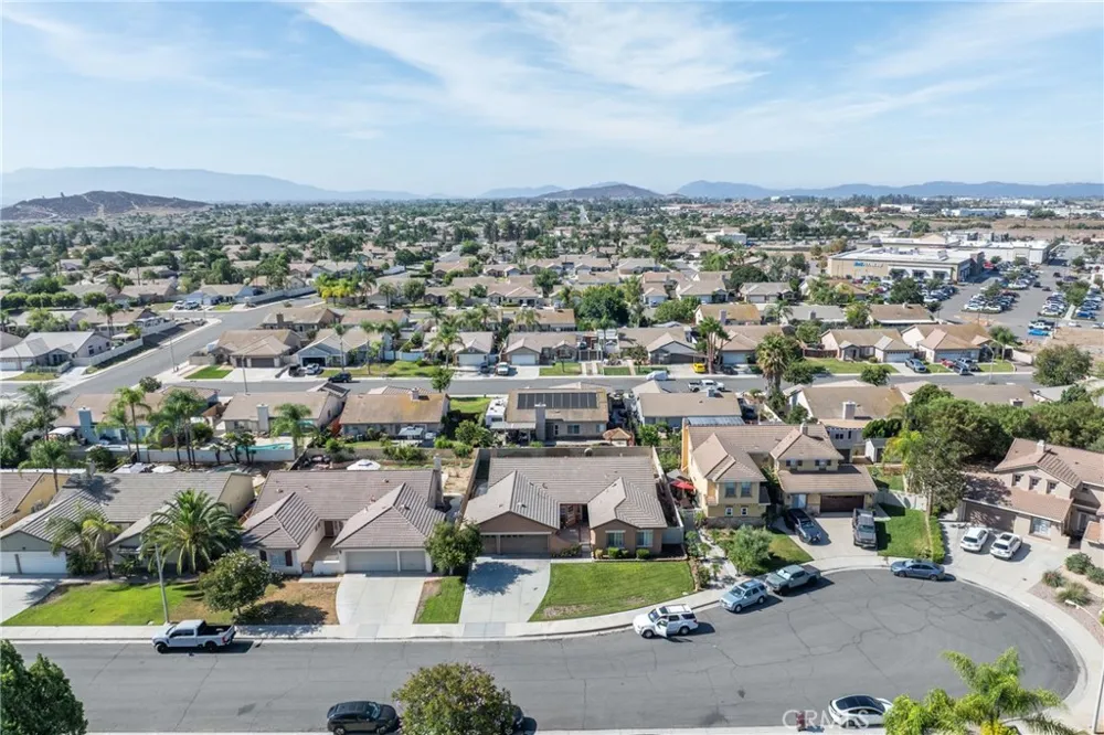 31259 Tulette Winchester, CA 92596