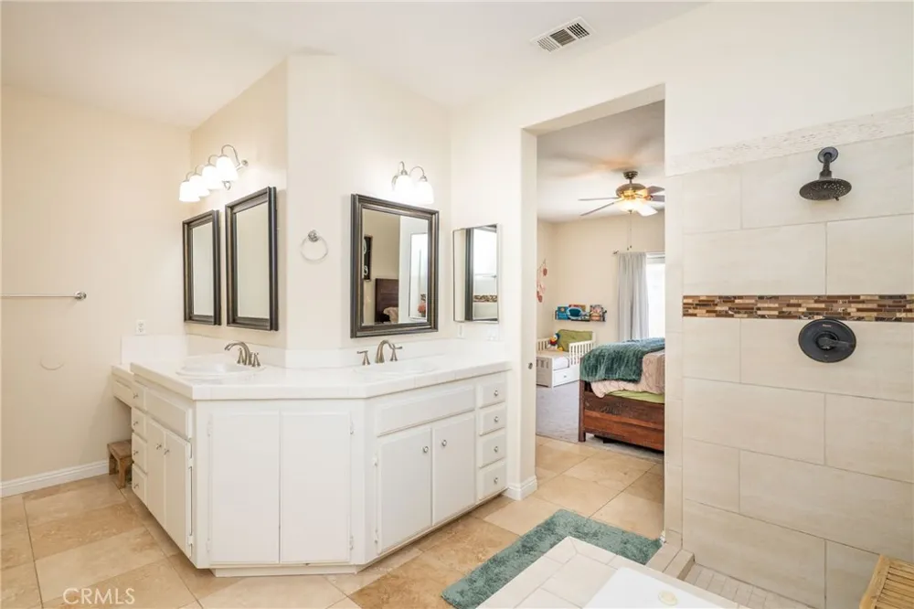 31259 Tulette Winchester, CA 92596