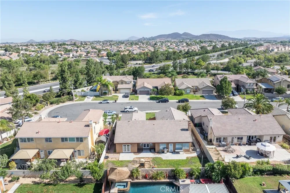 31259 Tulette Winchester, CA 92596