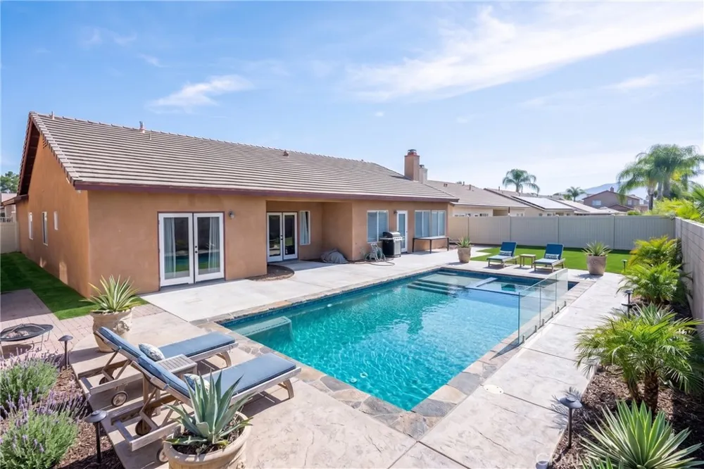 31259 Tulette Winchester, CA 92596