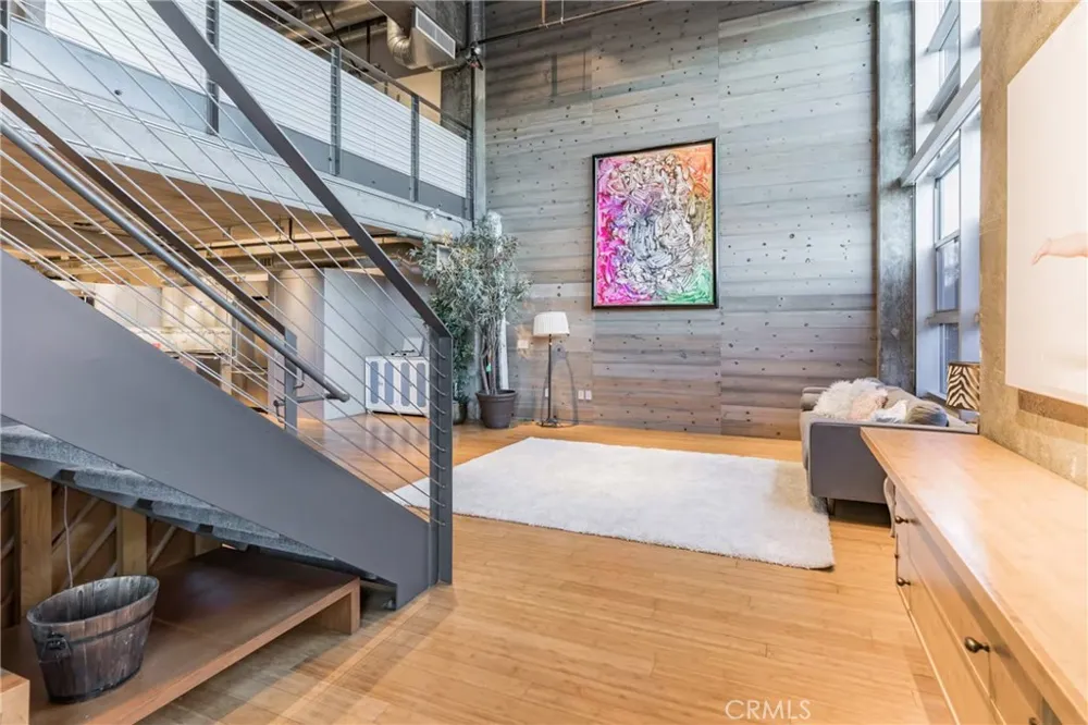 510 S Hewitt Los Angeles, CA 90013