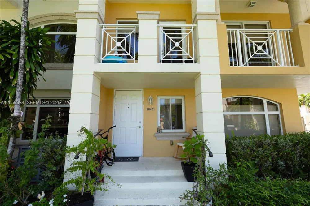 18451 NE 27th Pl Aventura, FL 33160
