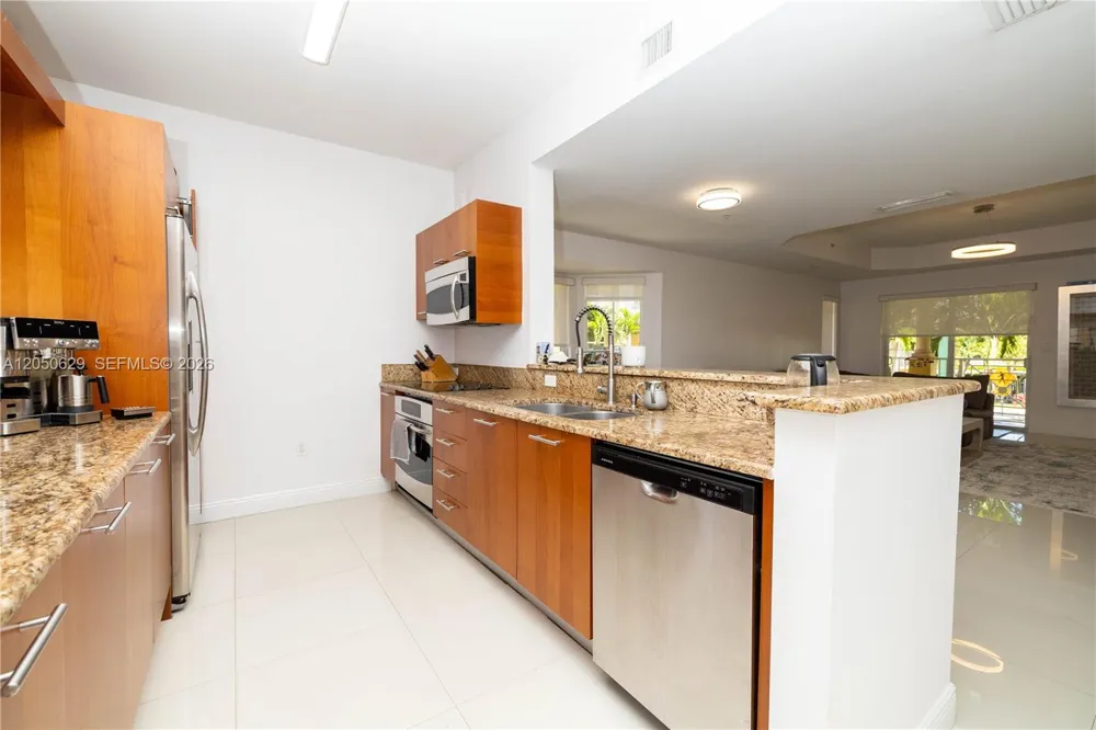 18451 NE 27th Pl Aventura, FL 33160