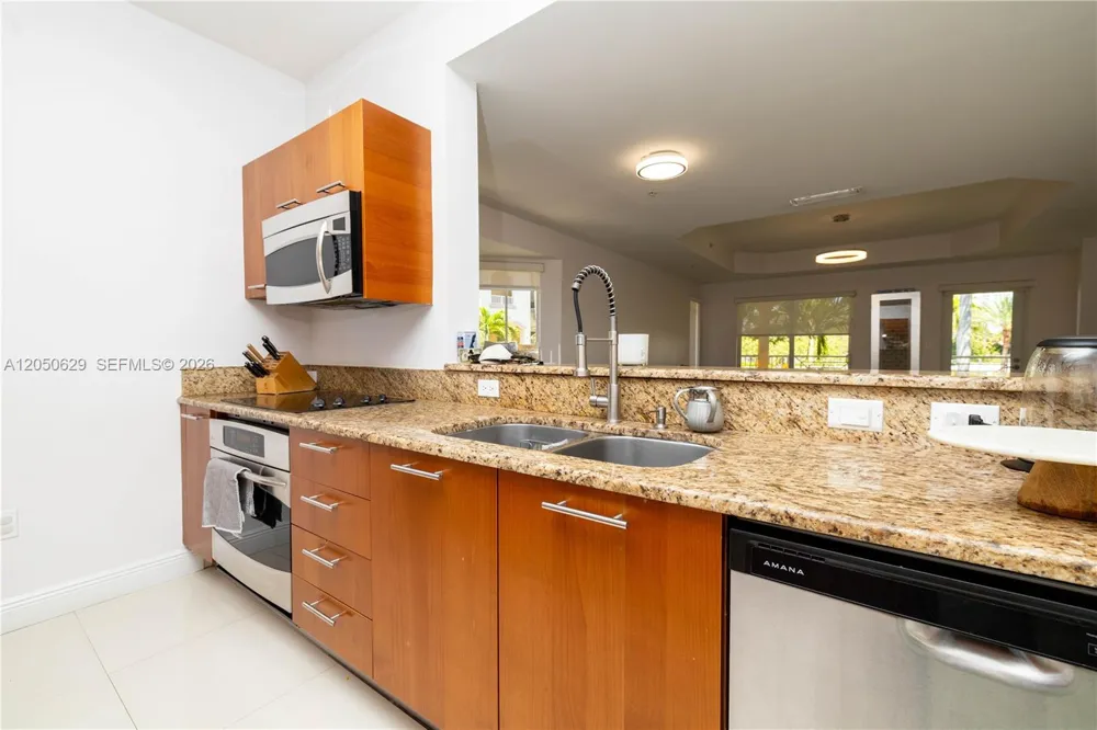 18451 NE 27th Pl Aventura, FL 33160