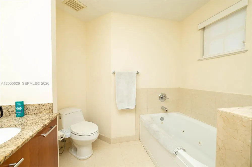 18451 NE 27th Pl Aventura, FL 33160