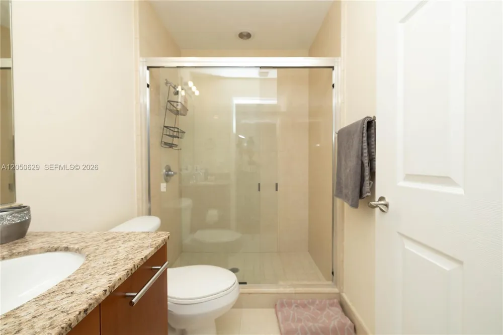 18451 NE 27th Pl Aventura, FL 33160