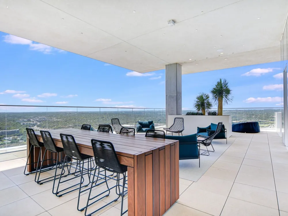 301 West Avenue #1204 Austin, TX 78701