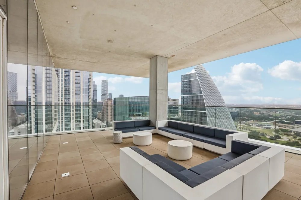 301 West Avenue #1204 Austin, TX 78701