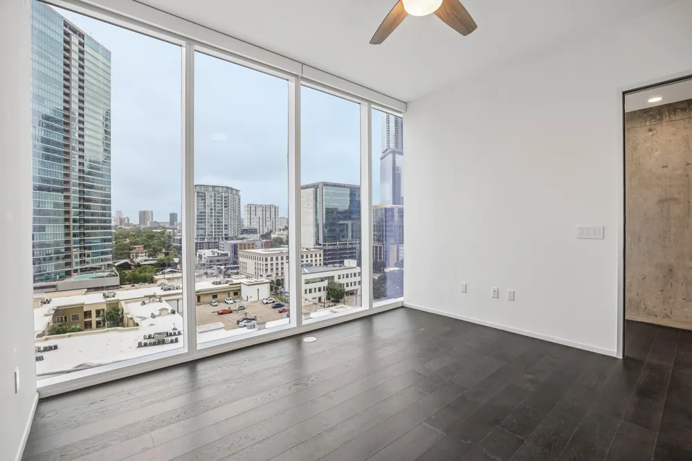301 West Avenue #1204 Austin, TX 78701