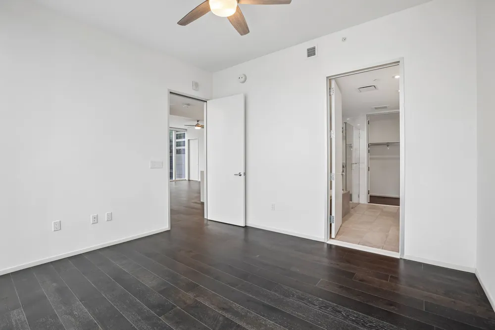 301 West Avenue #1204 Austin, TX 78701