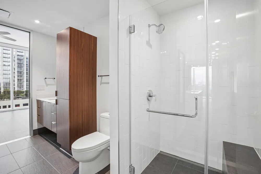 301 West Avenue #1204 Austin, TX 78701