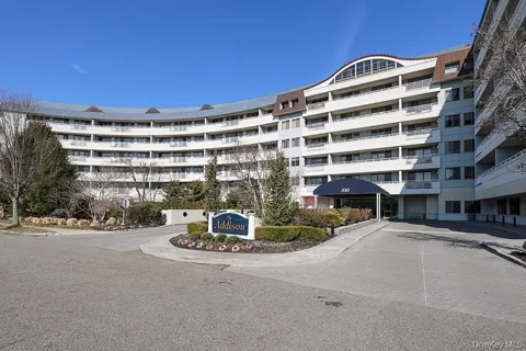 100 Harborview Drive #301